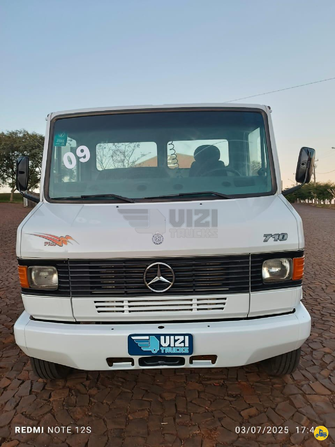 CAMINHAO MERCEDES-BENZ MB 710 Chassis 3/4 4x2 Vizi Trucks DOIS VIZINHOS PARANÁ PR
